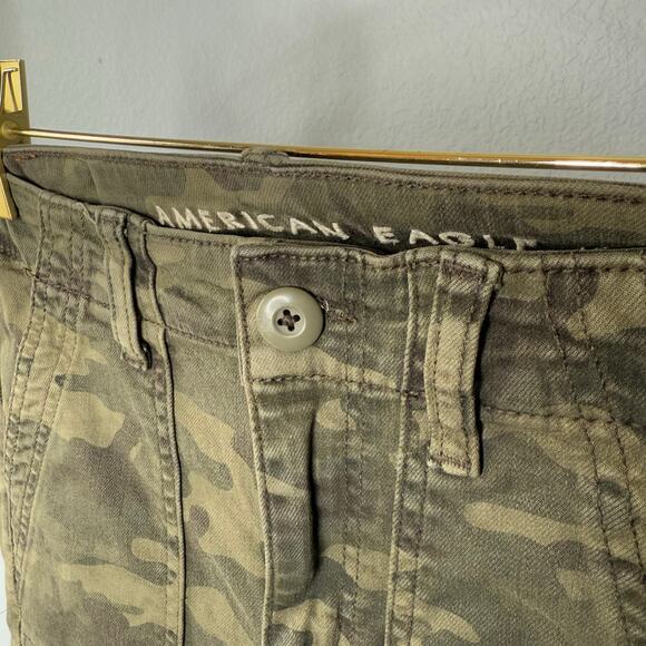 American Eagle High Rise Jegging Crop Green Camo Next Level Stretch - Picture 2 of 7